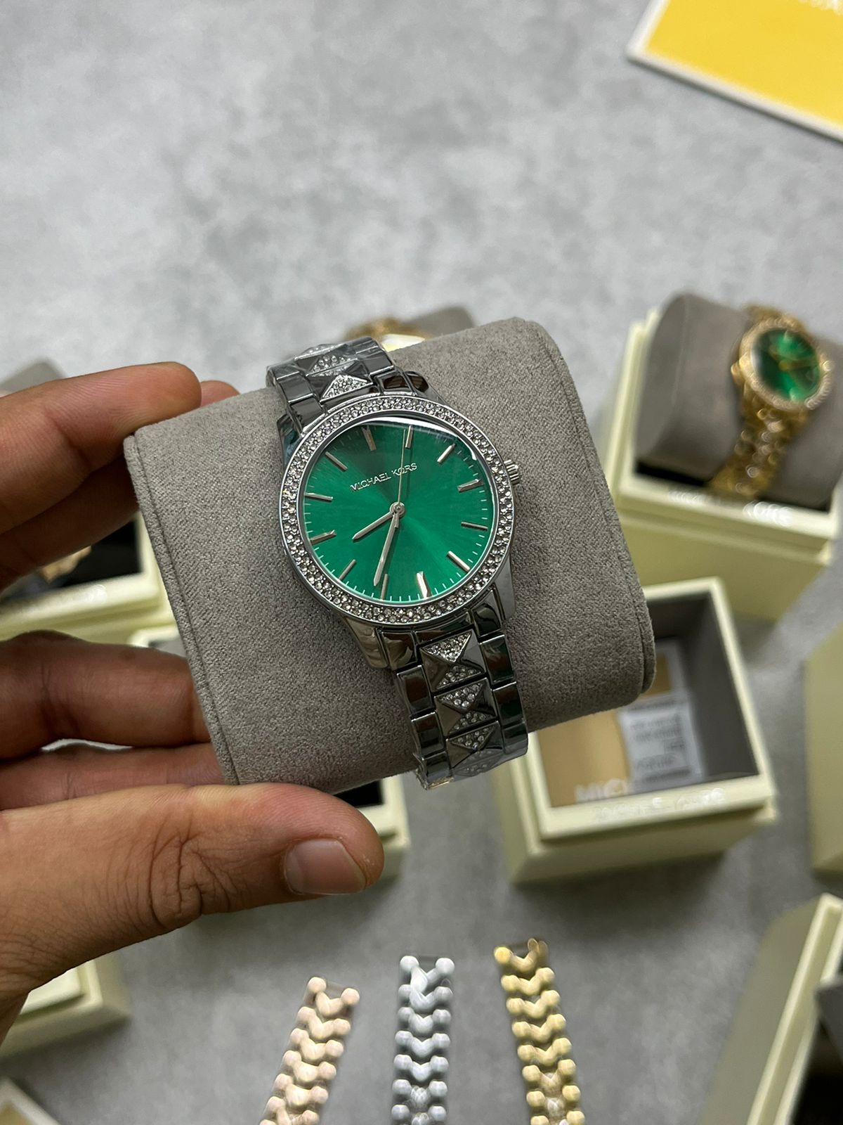 MK DIAMOND
