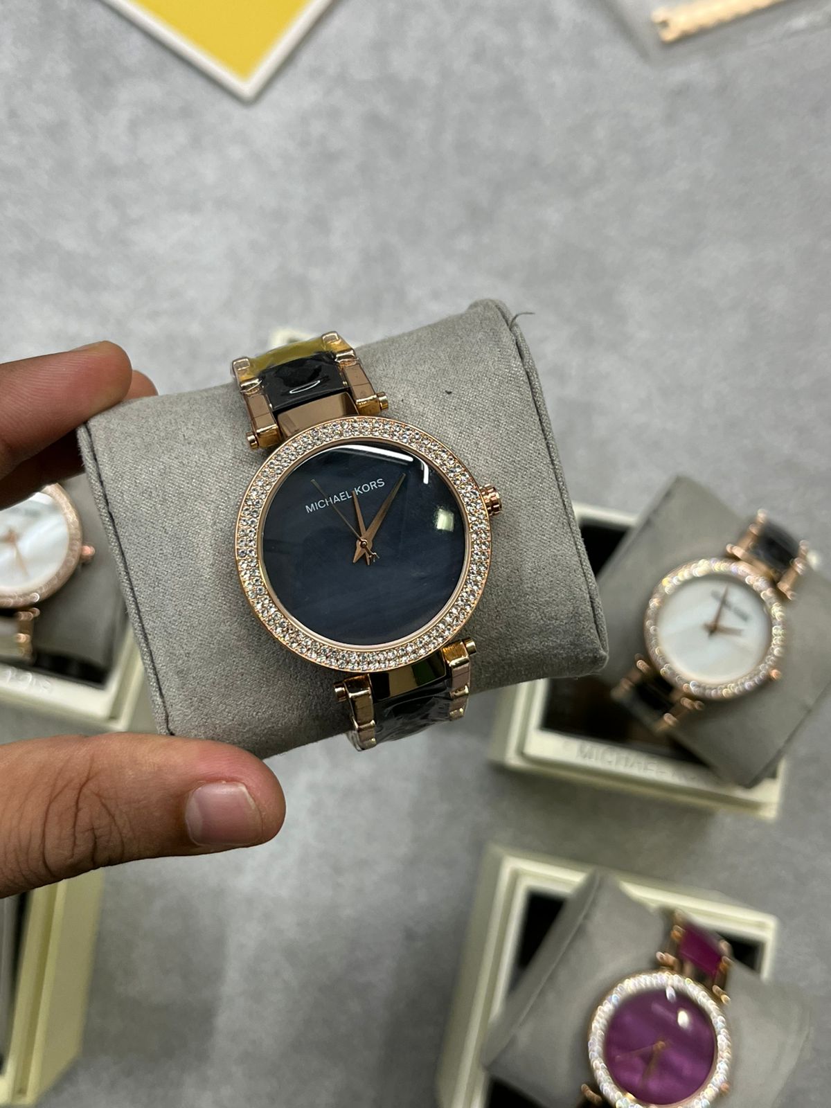 Michael Kors - MK6402